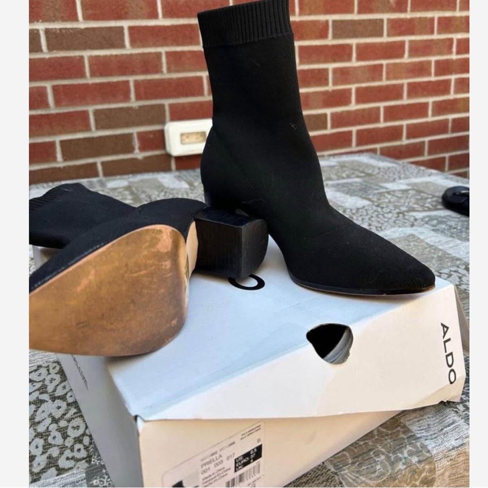 Priella Black Ankle Boots